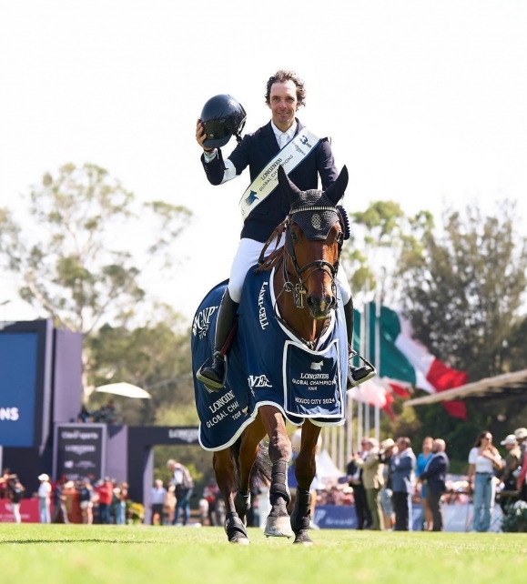 Le cheval Selle Français le plus riche de tous les temps avec 2,8 millions d’euro de gains.